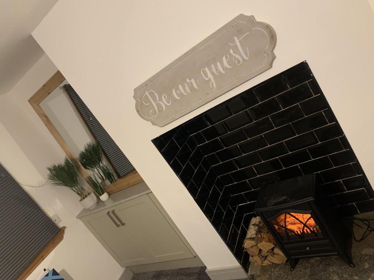 Cosy Cottage In Redcar - Workstays Uk Wilton  Exterior photo
